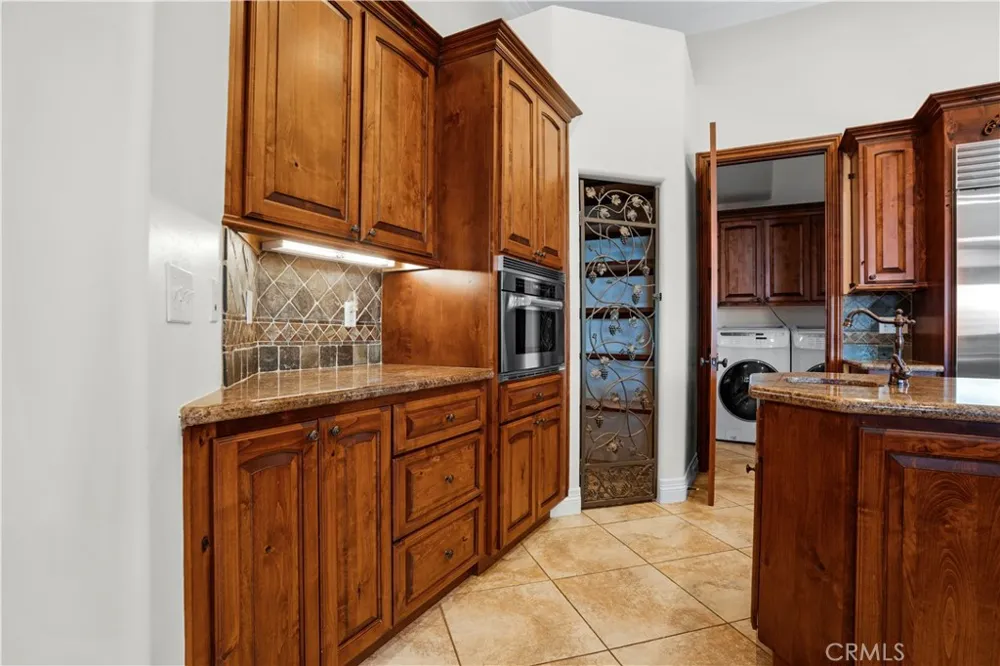 32032 La Serena Temecula, CA 92591