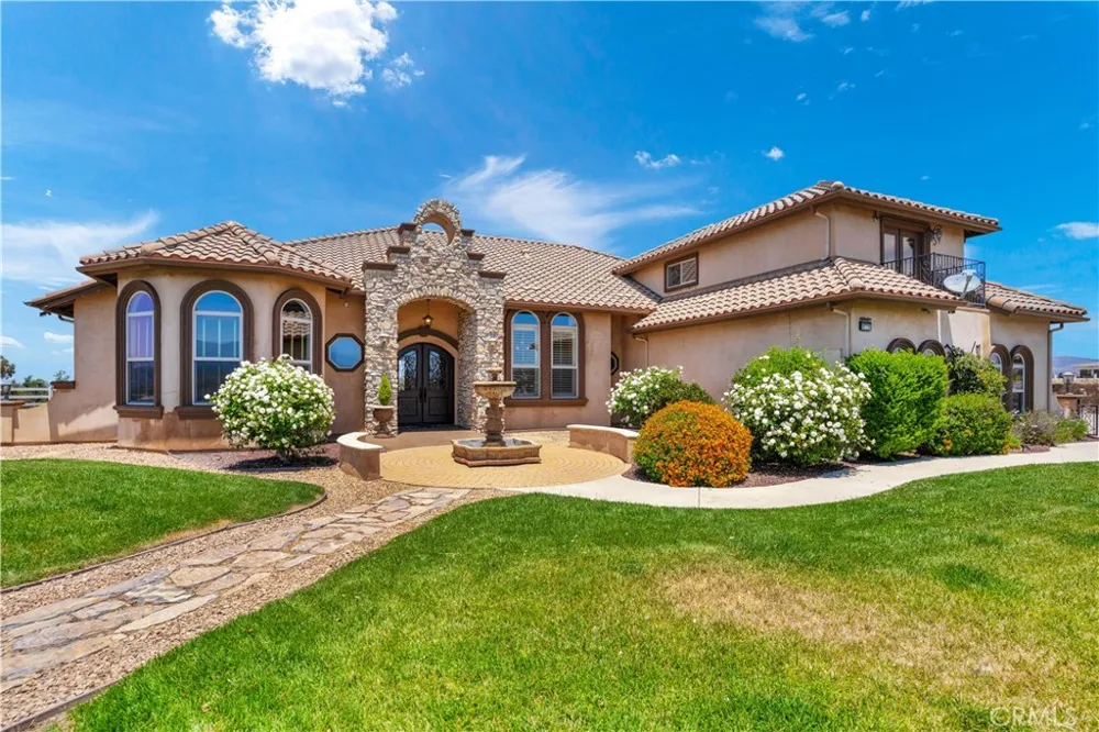32032 La Serena Temecula, CA 92591