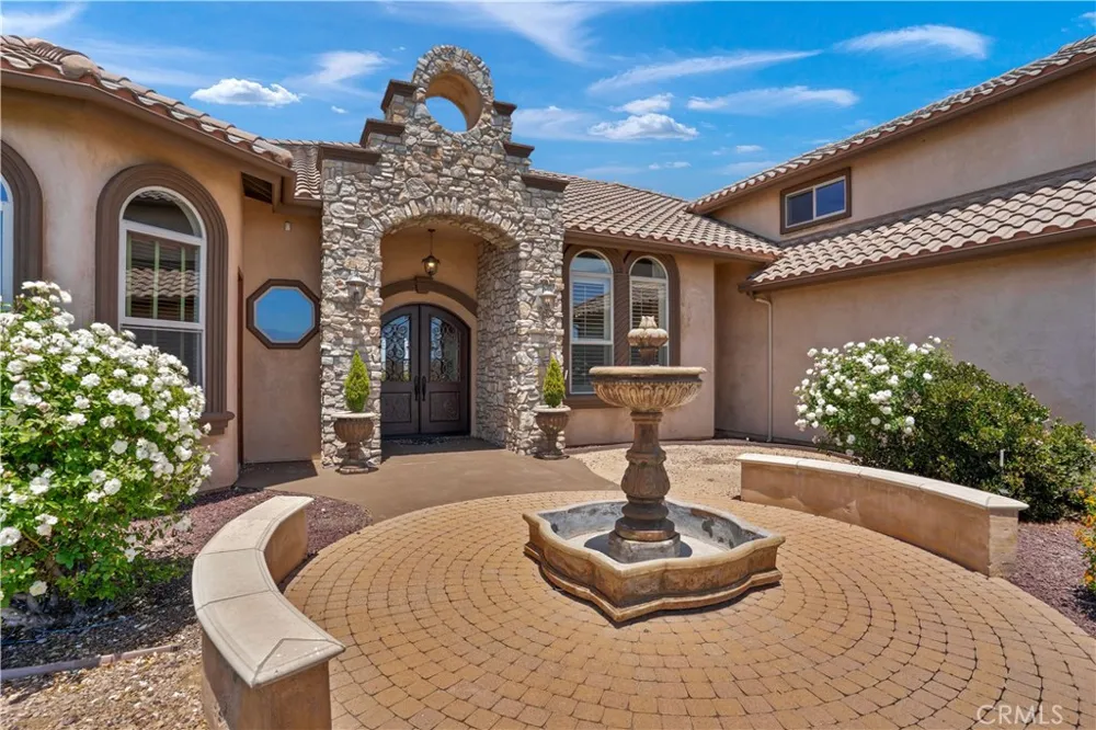 32032 La Serena Temecula, CA 92591