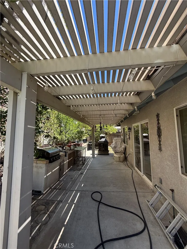 3054 Forest Rialto, CA 92377