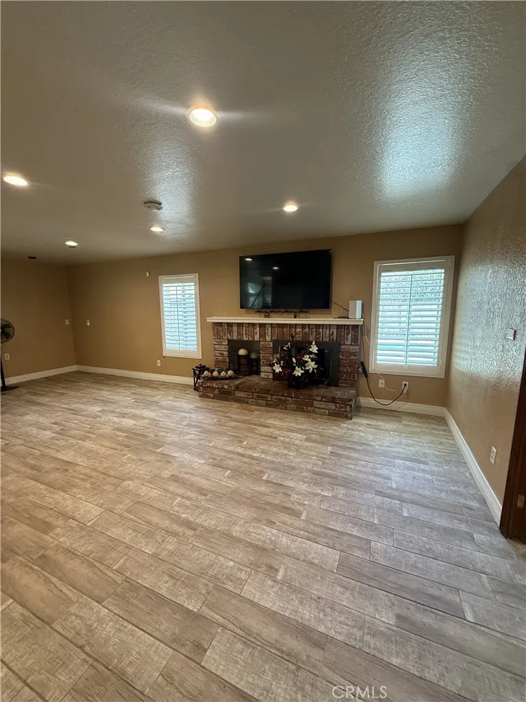 3054 Forest Rialto, CA 92377