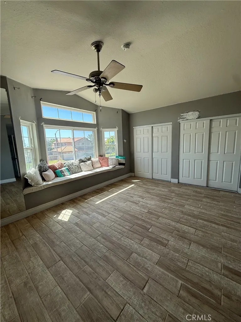 3054 Forest Rialto, CA 92377