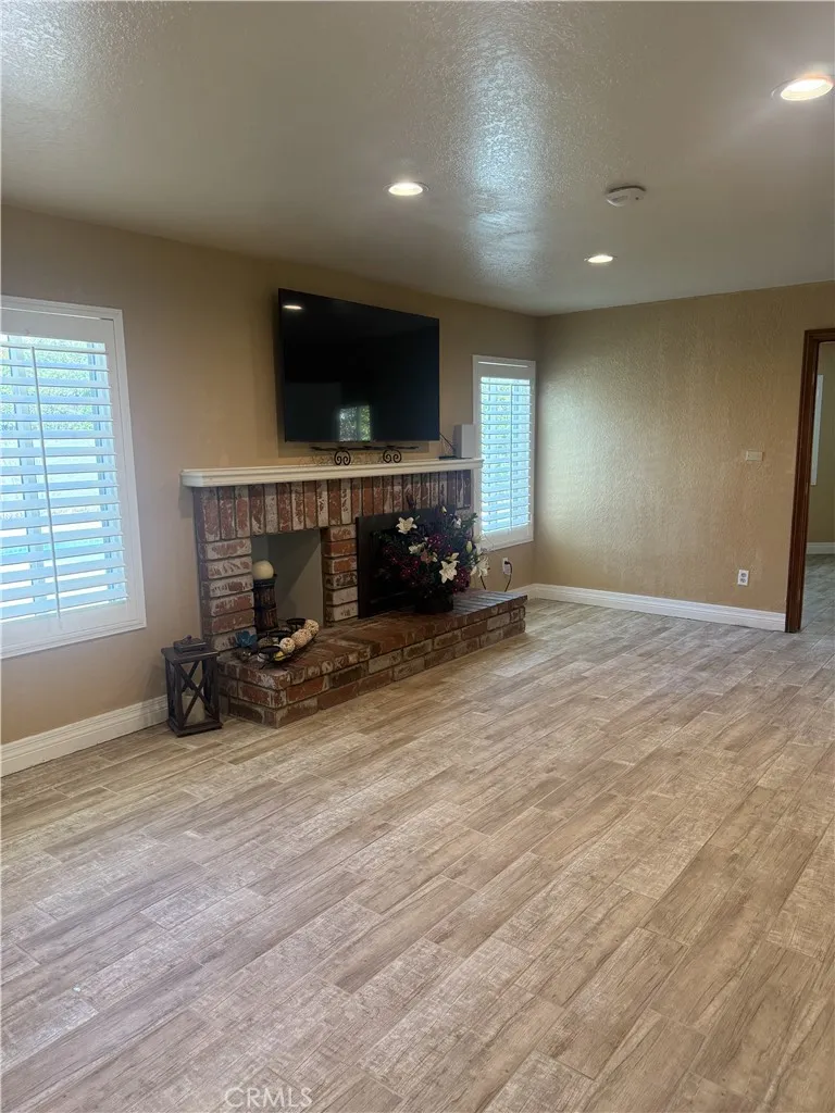 3054 Forest Rialto, CA 92377