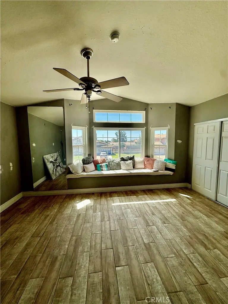 3054 Forest Rialto, CA 92377