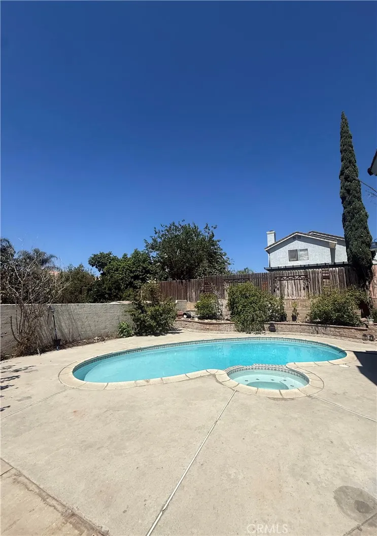 3054 Forest Rialto, CA 92377