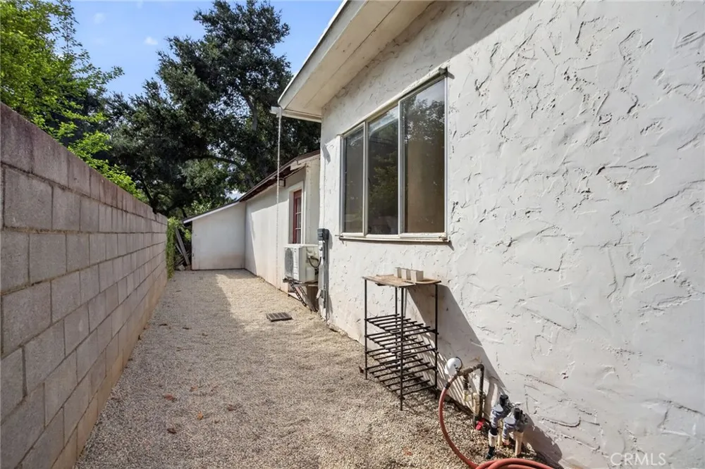 223 S Padre Juan Ojai, CA 93023