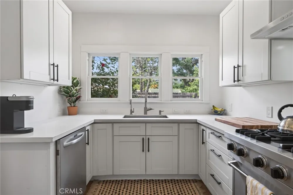 223 S Padre Juan Ojai, CA 93023