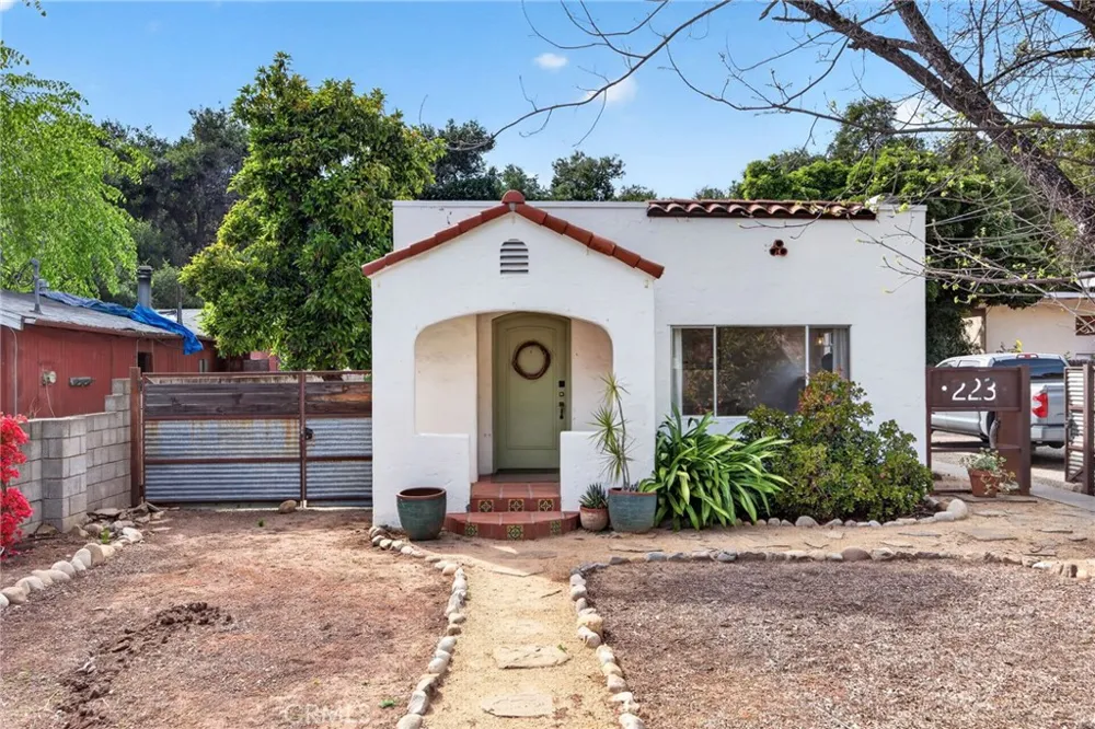 223 S Padre Juan Ojai, CA 93023