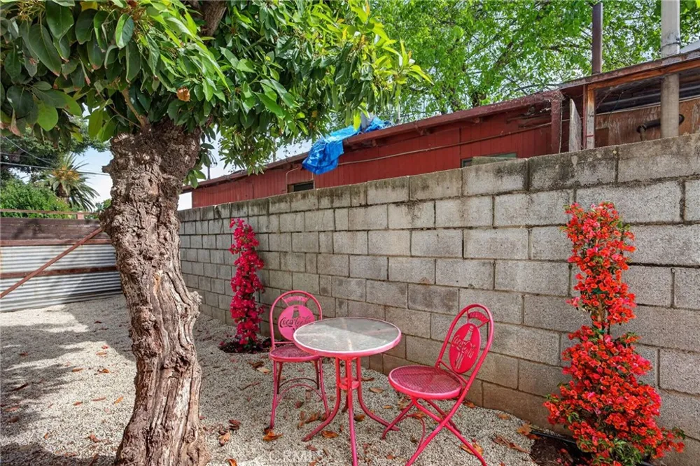 223 S Padre Juan Ojai, CA 93023
