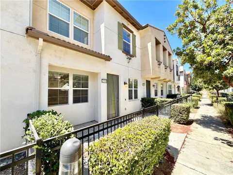 40390 Calle Real