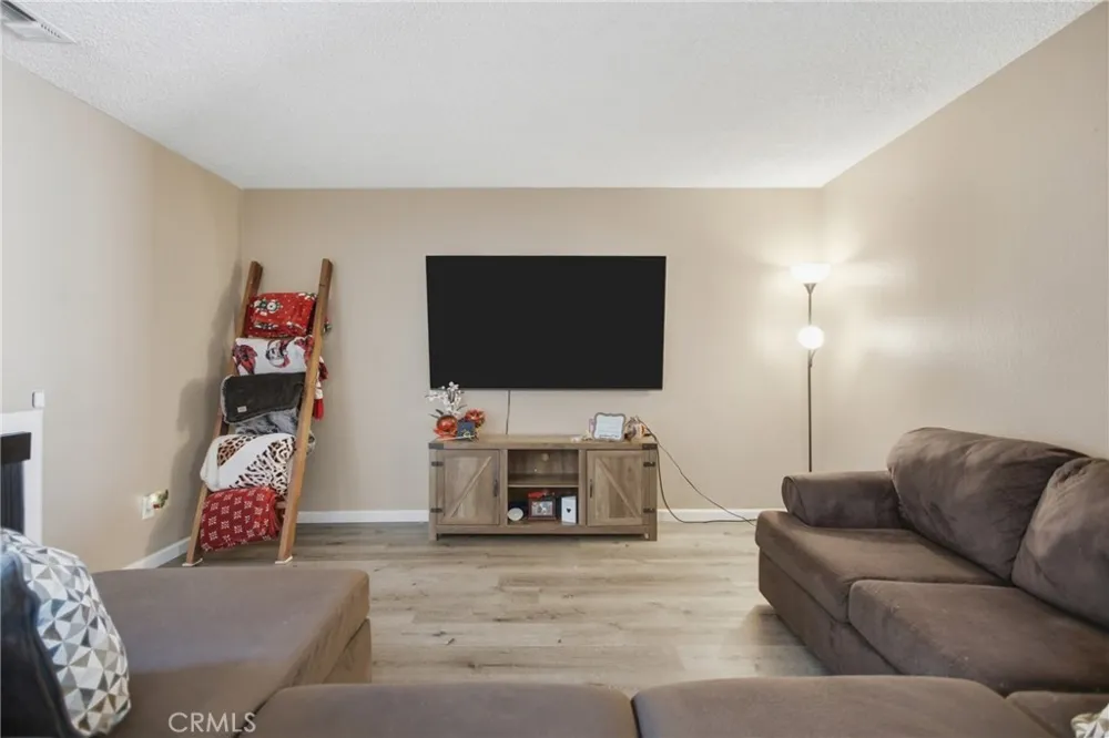 44603 La Paz Road Temecula, CA 92592