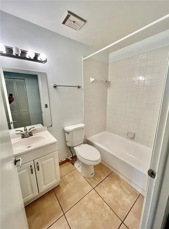 741 NW 104TH AVENUE #203 Pembroke Pines, FL 33026