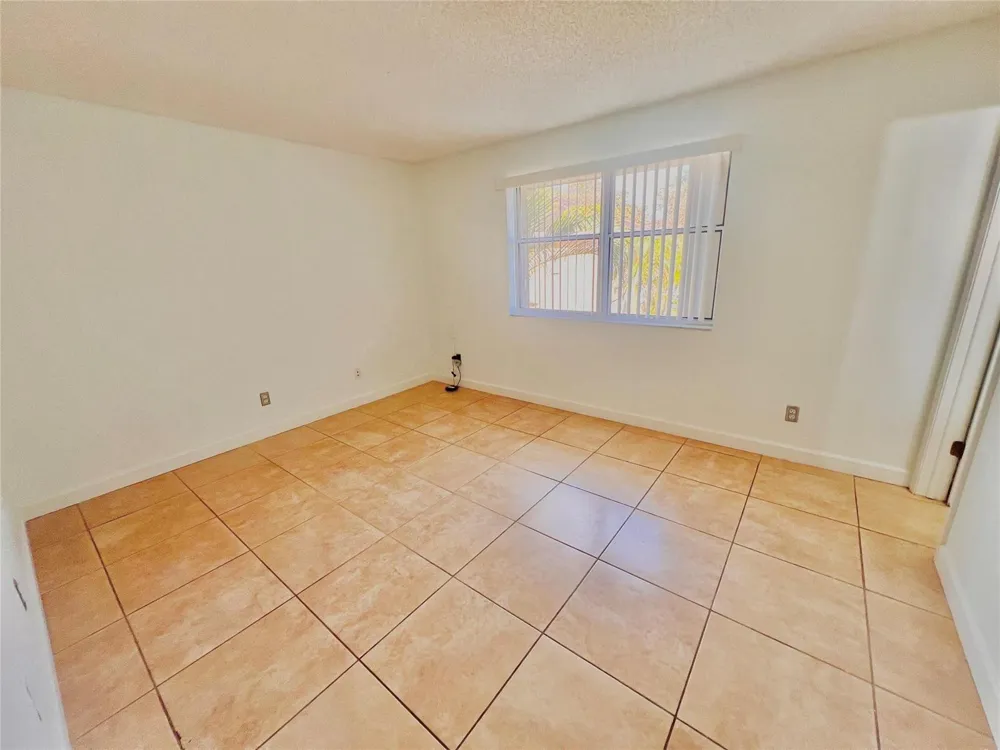 741 NW 104TH AVENUE #203 Pembroke Pines, FL 33026
