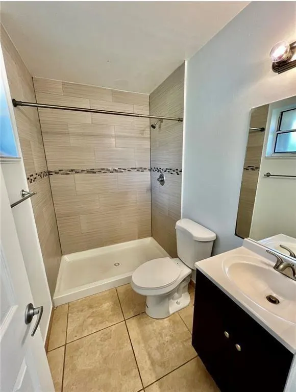 741 NW 104TH AVENUE #203 Pembroke Pines, FL 33026