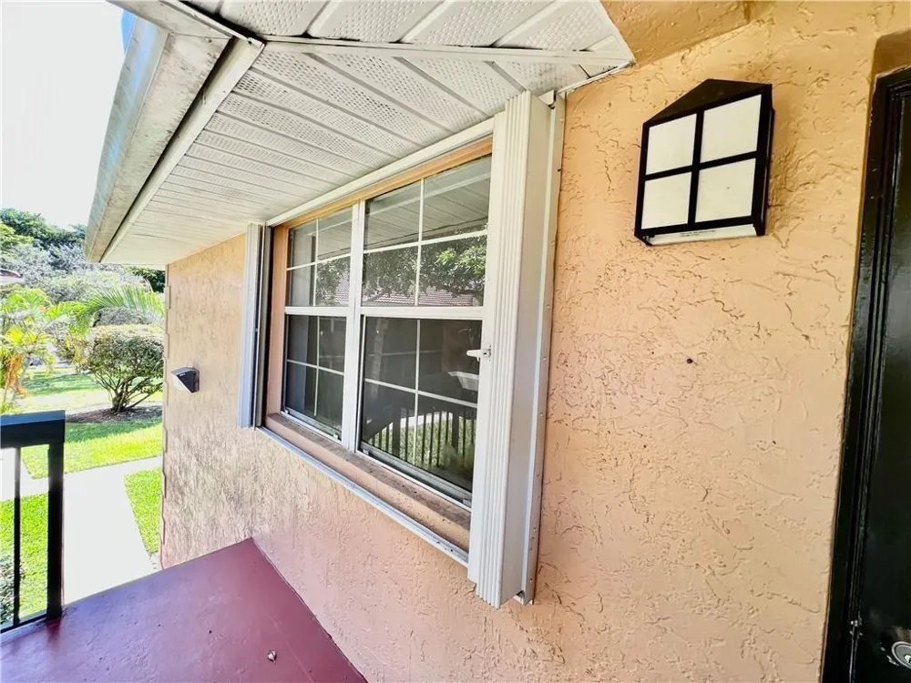 741 NW 104TH AVENUE #203 Pembroke Pines, FL 33026