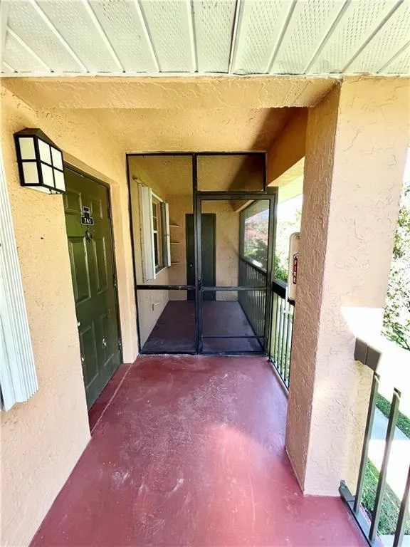 741 NW 104TH AVENUE #203 Pembroke Pines, FL 33026