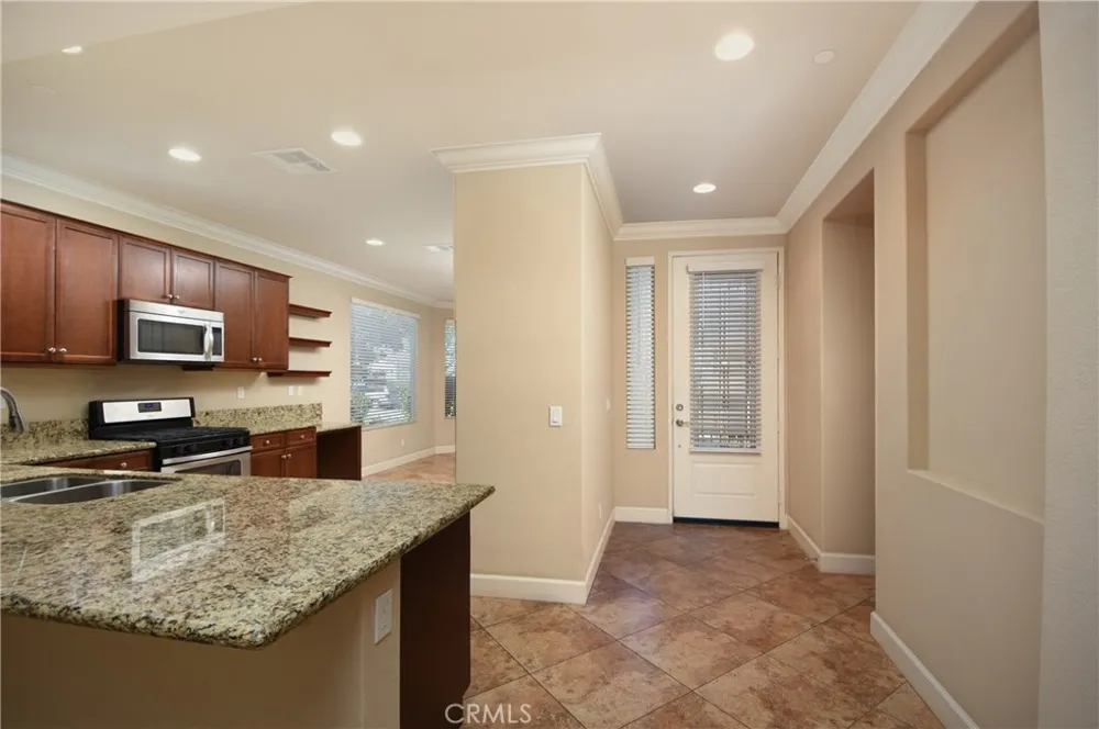1506 Via Rojas Hemet, CA 92545