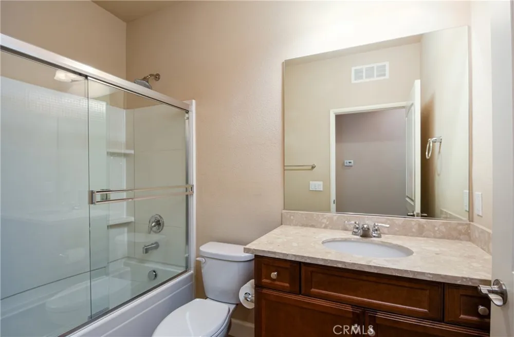 1506 Via Rojas Hemet, CA 92545
