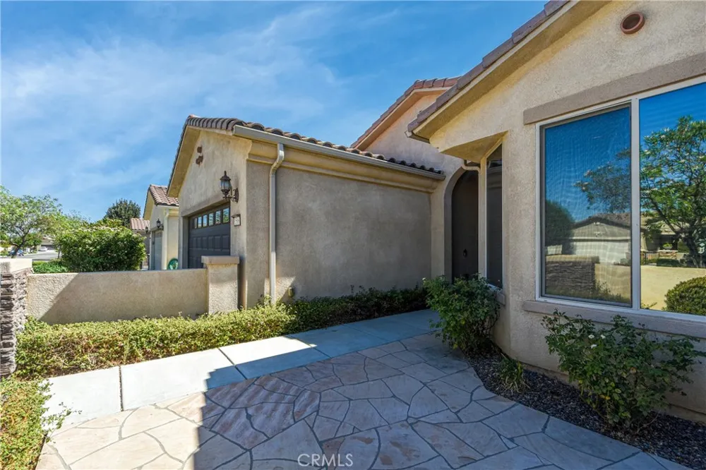 1506 Via Rojas Hemet, CA 92545