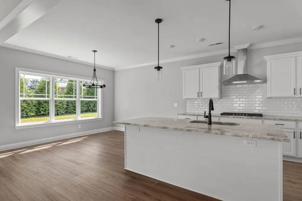 9864 Mayfly Road Ooltewah, TN 37363