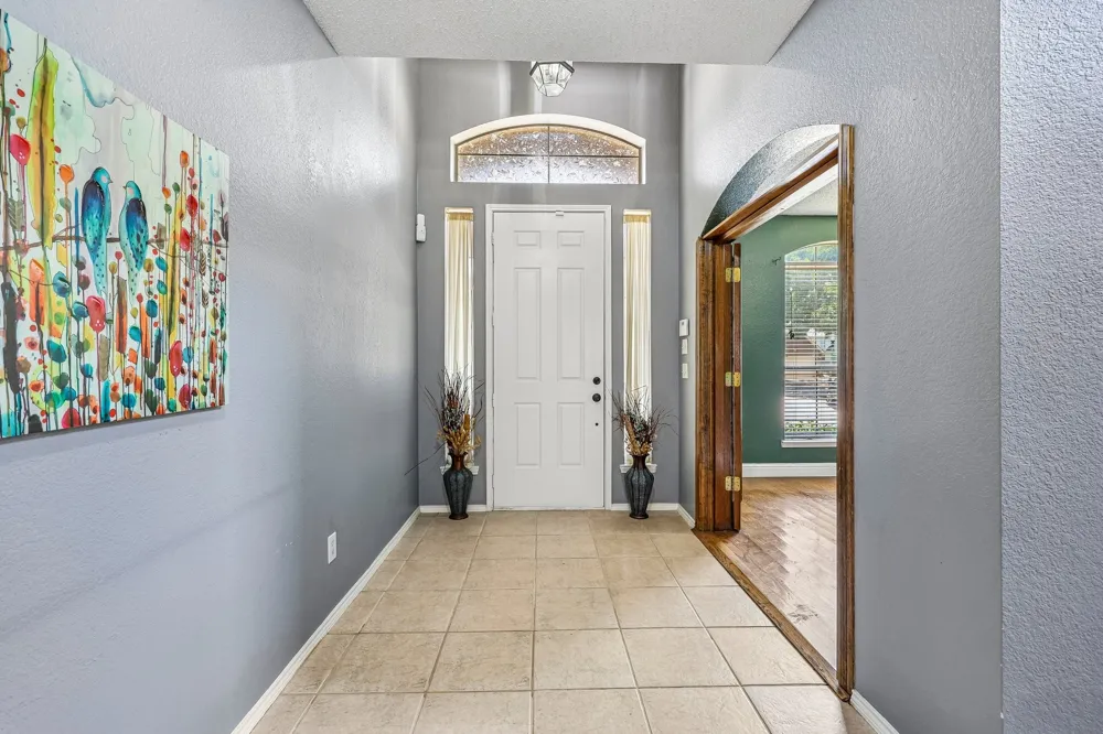 1910 Bentwood Court Grapevine, TX 76051