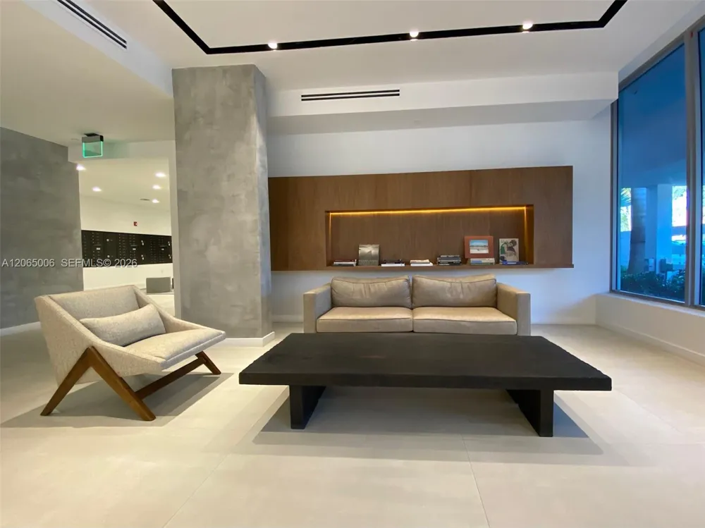 13800 Highland Dr #PH3 North Miami Beach, FL 33181