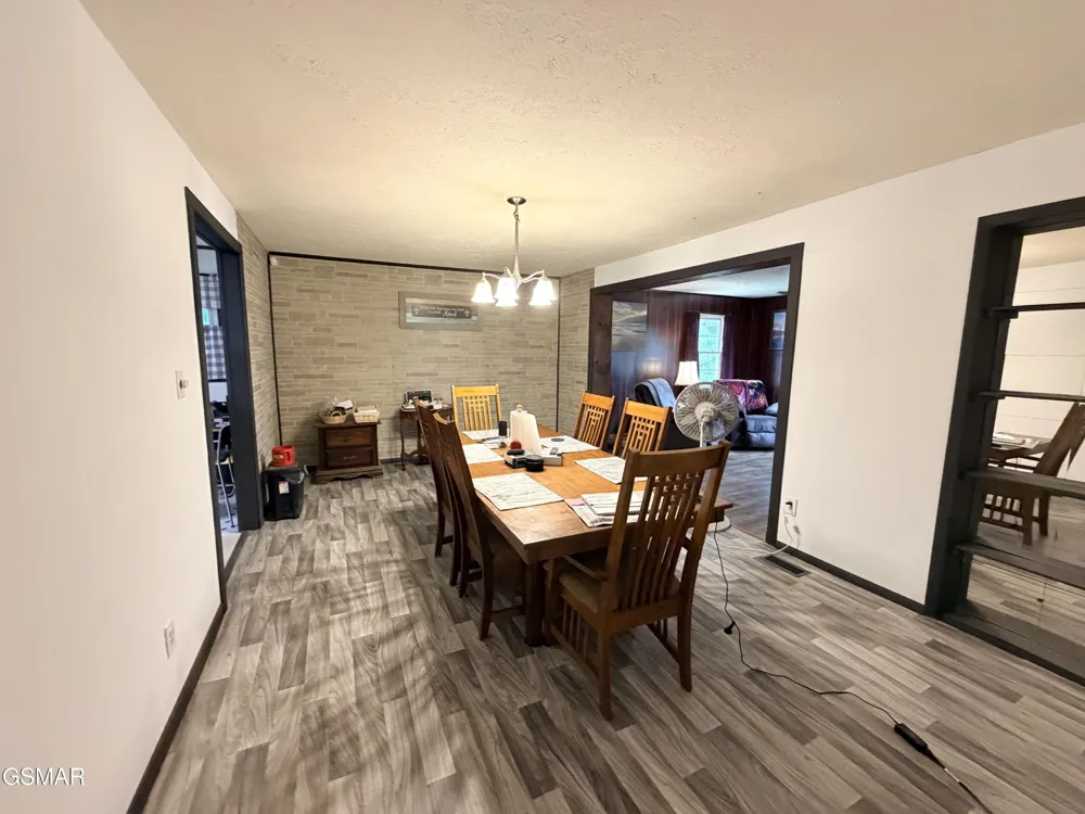 752 Warford Newport, TN 37821