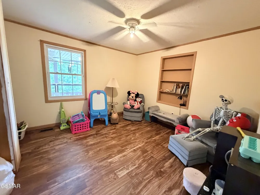 752 Warford Newport, TN 37821