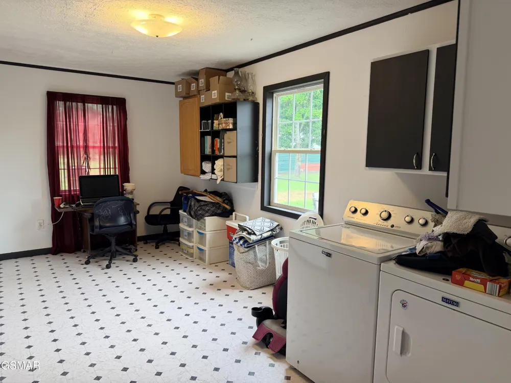 752 Warford Newport, TN 37821