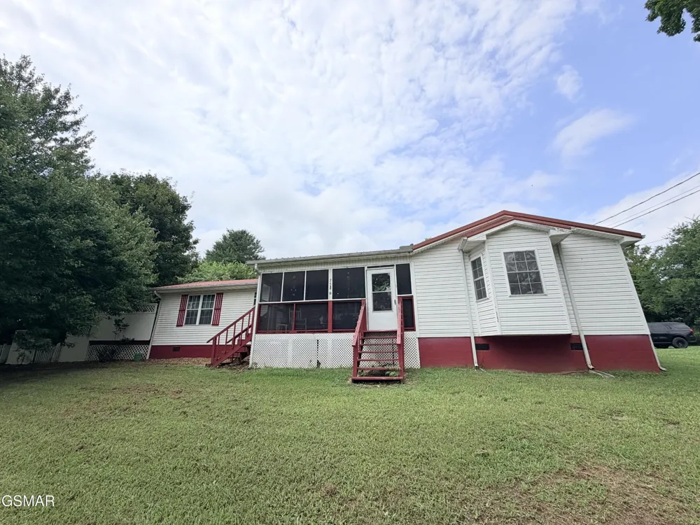 752 Warford Newport, TN 37821