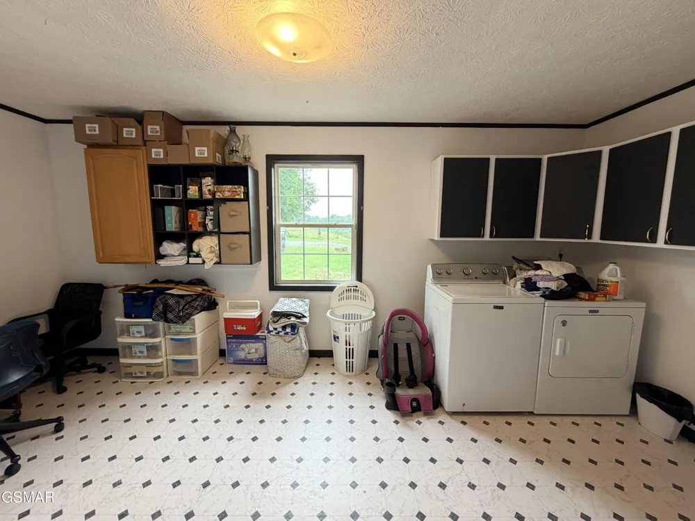 752 Warford Newport, TN 37821
