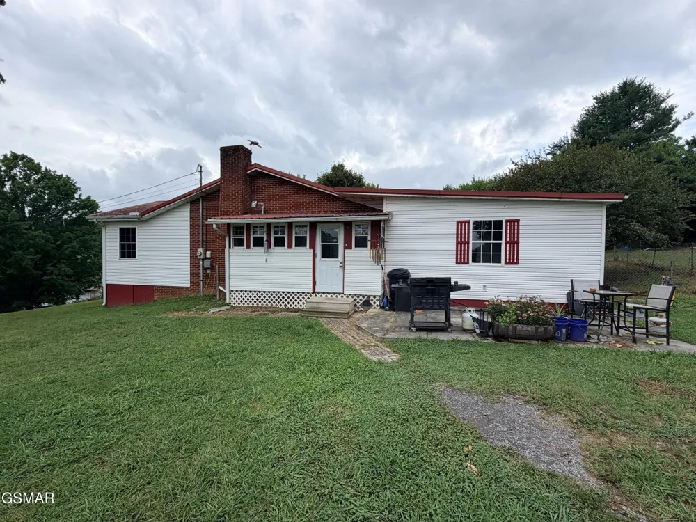 752 Warford Newport, TN 37821