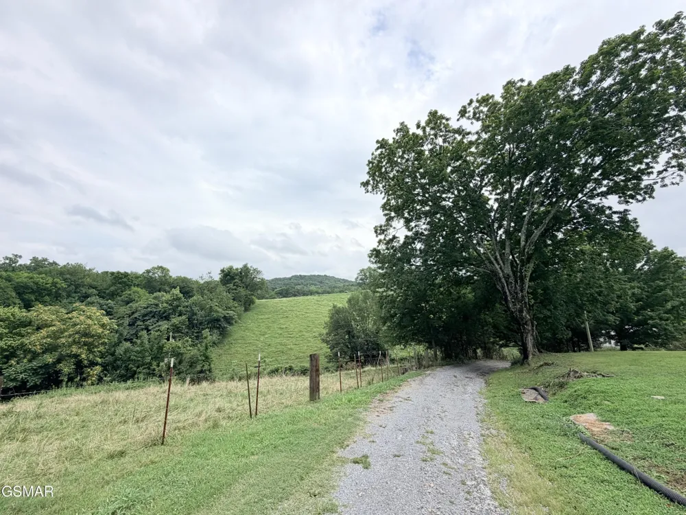 752 Warford Newport, TN 37821