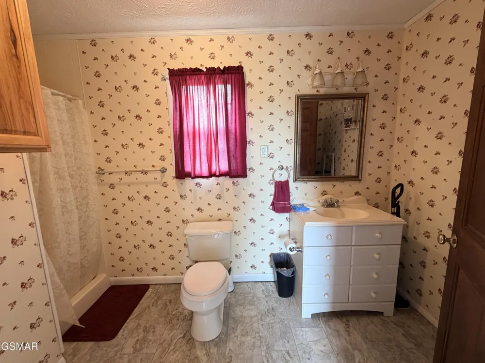 752 Warford Newport, TN 37821