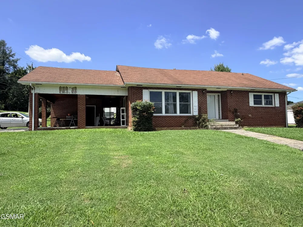 267 Lincoln Avenue Newport, TN 37821
