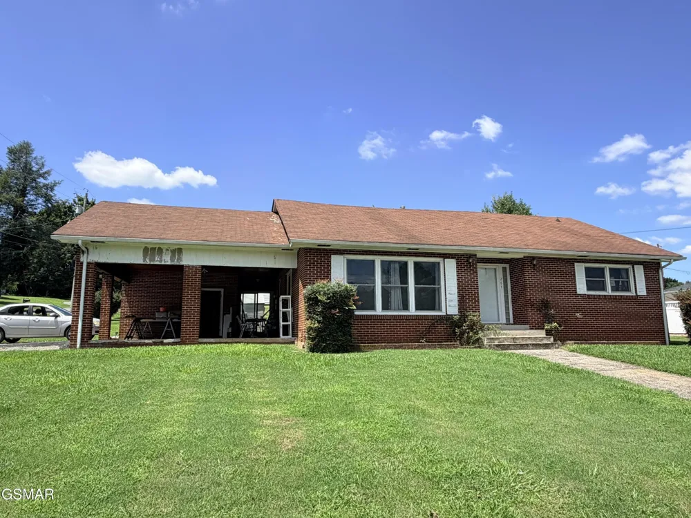 267 Lincoln Avenue Newport, TN 37821