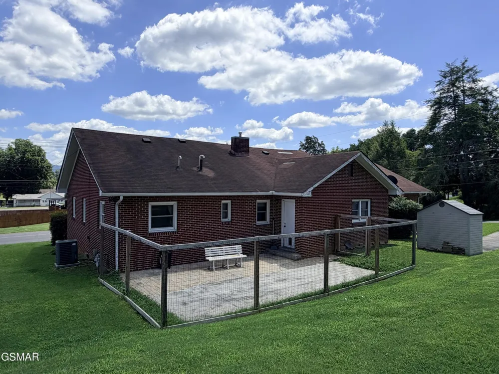 267 Lincoln Avenue Newport, TN 37821