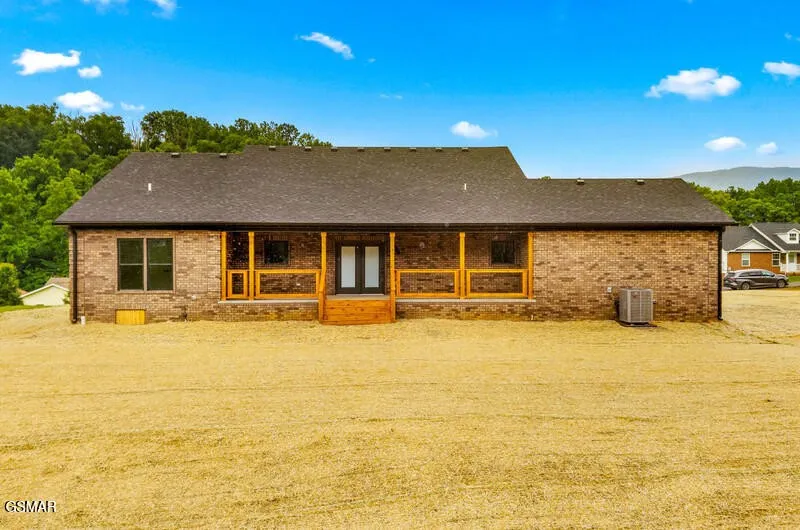 249 Buttercup Fields Newport, TN 37821