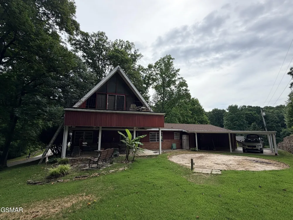1072 Missionary Ridge Road Newport, TN 37821