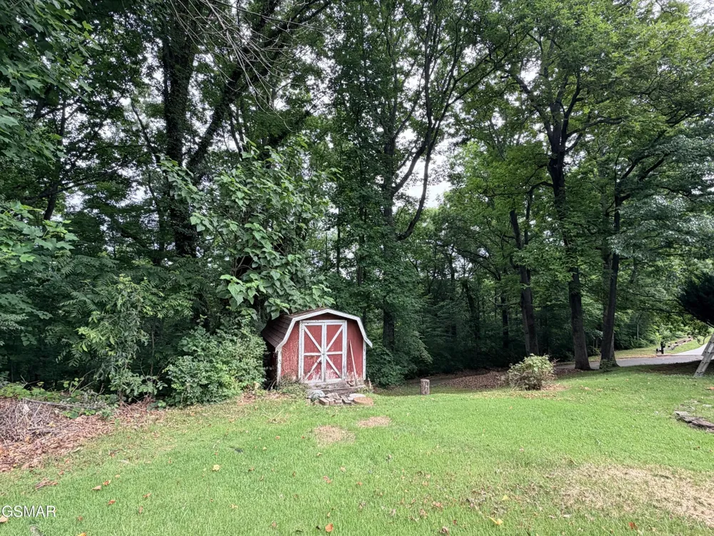 1072 Missionary Ridge Road Newport, TN 37821