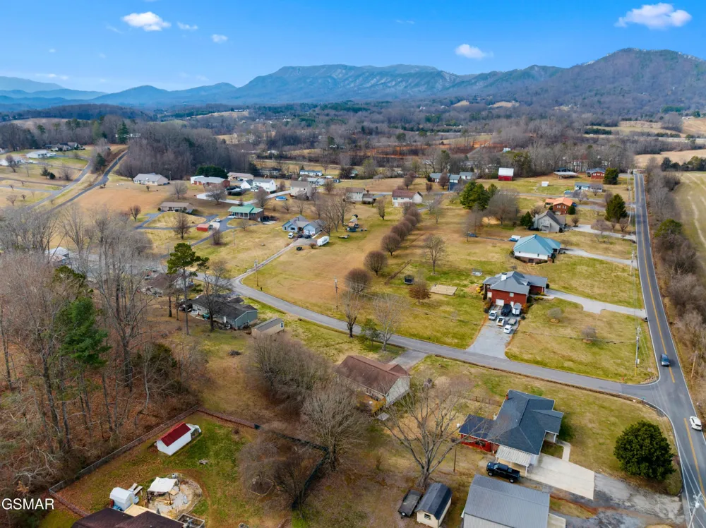 1210 Green Acres Drive Newport, TN 37821