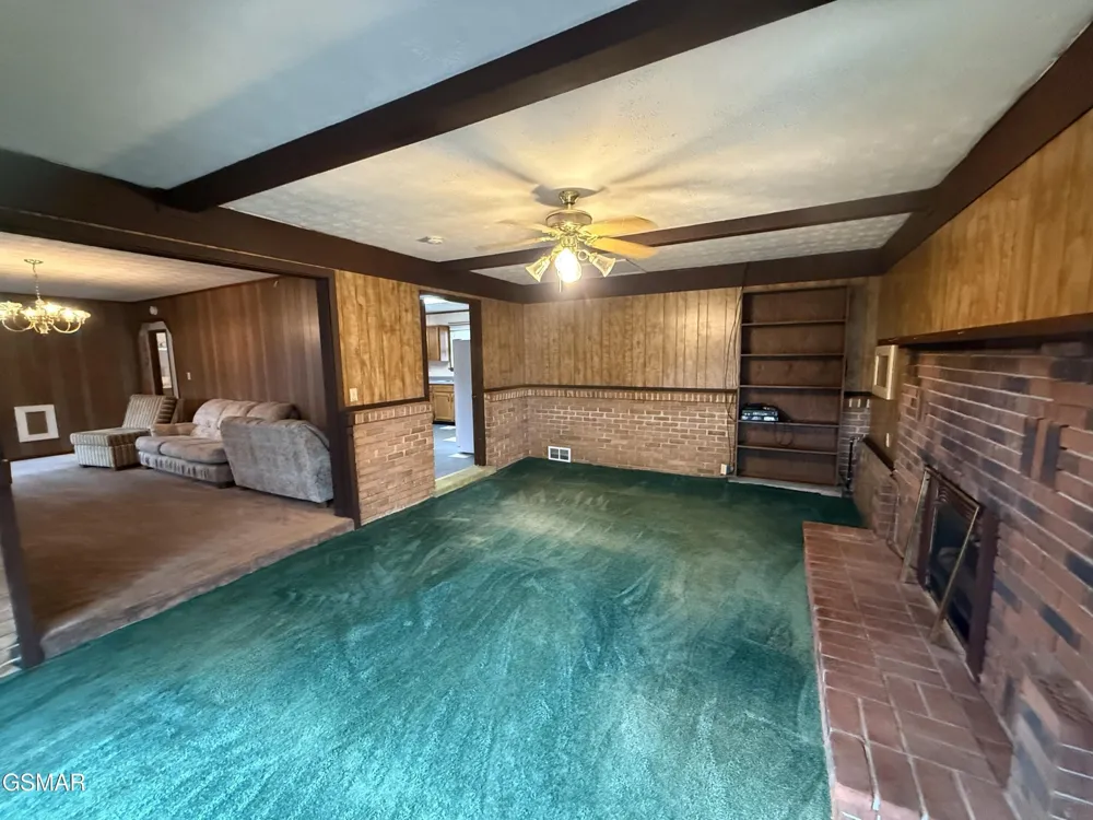 1342 Edwina Bridgeport Road Newport, TN 37821
