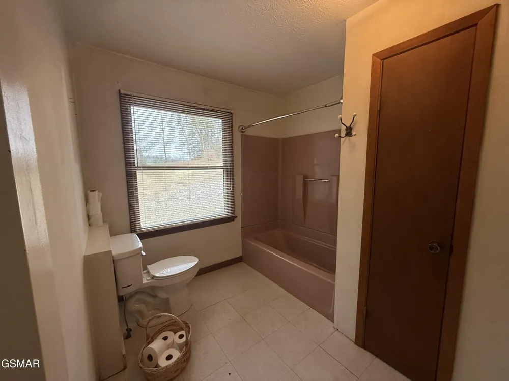1342 Edwina Bridgeport Road Newport, TN 37821