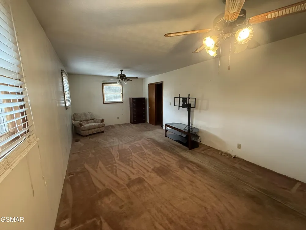 1342 Edwina Bridgeport Road Newport, TN 37821