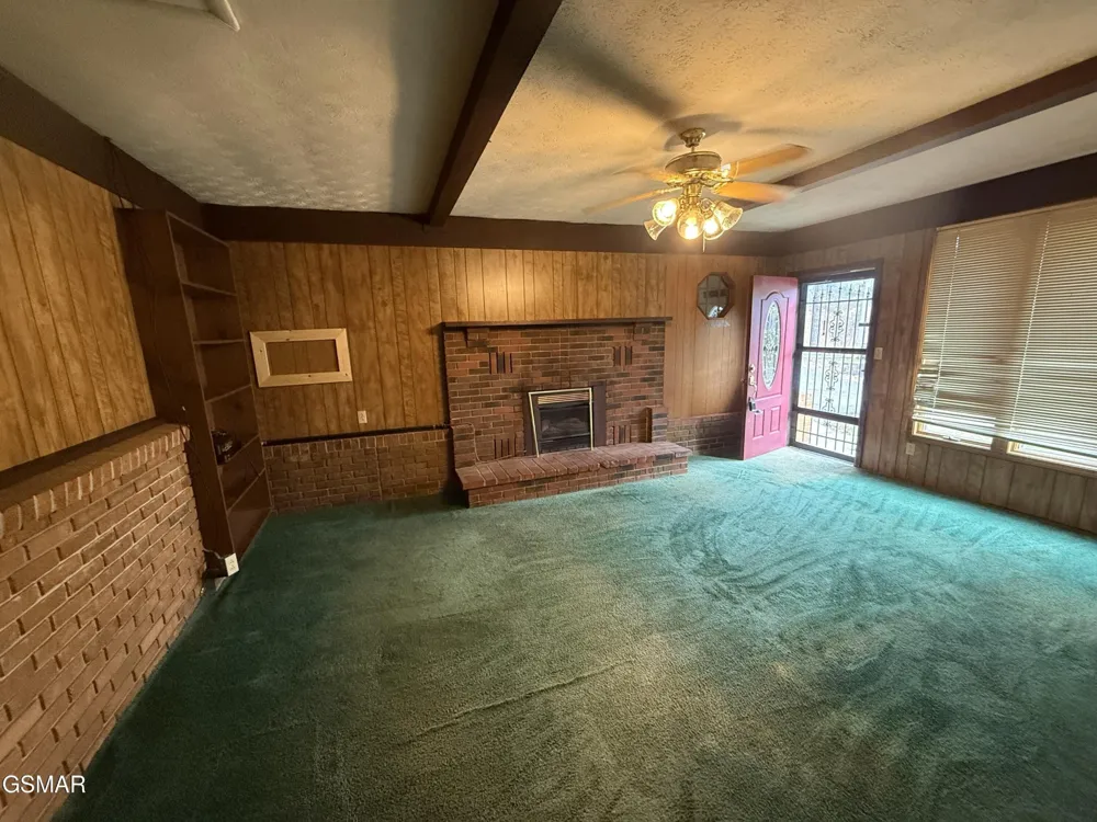 1342 Edwina Bridgeport Road Newport, TN 37821