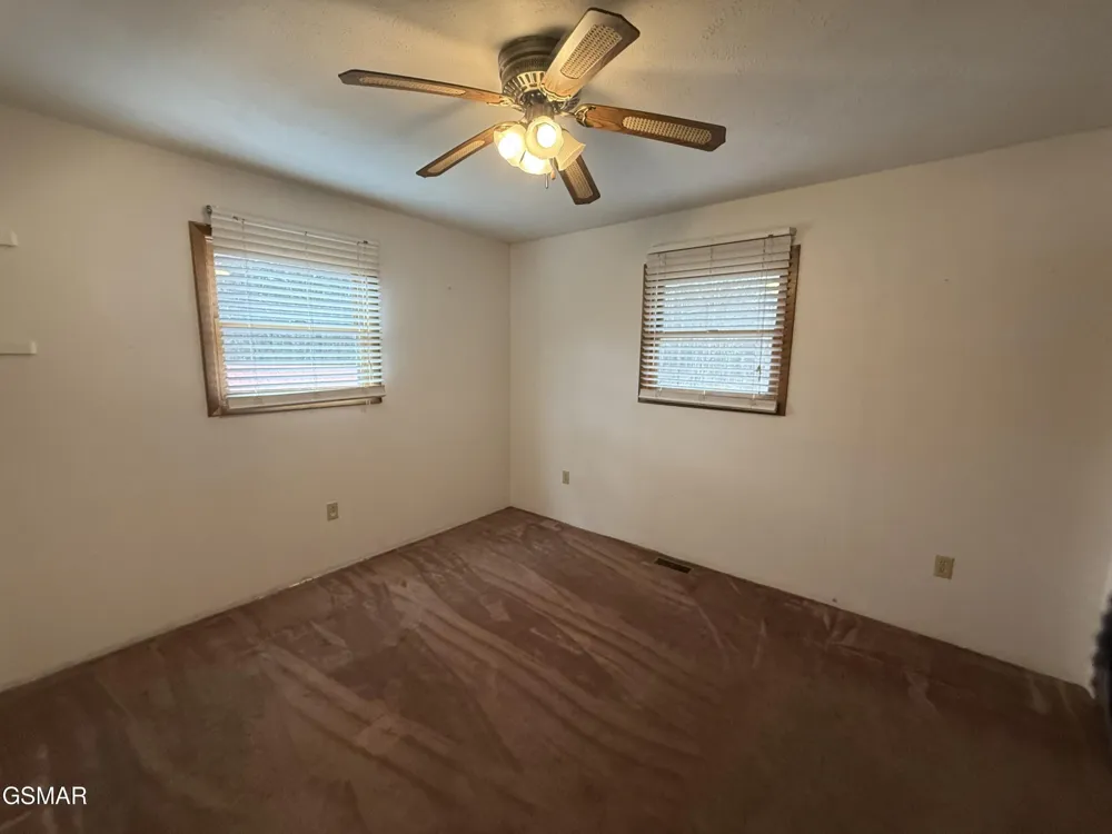 1342 Edwina Bridgeport Road Newport, TN 37821