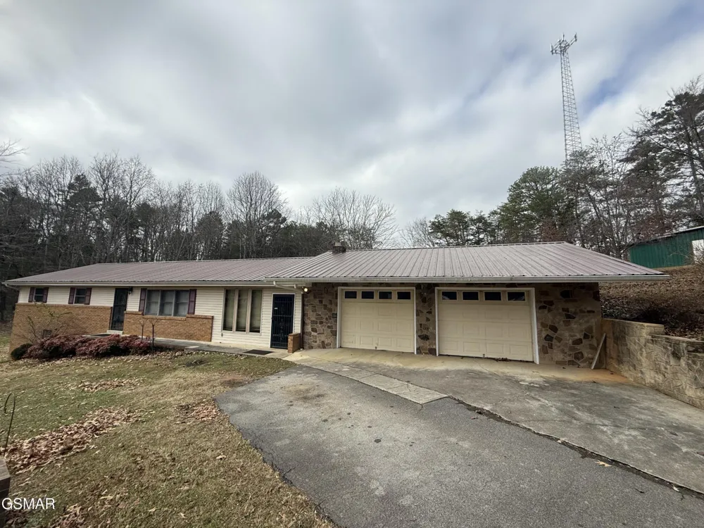 1342 Edwina Bridgeport Road Newport, TN 37821