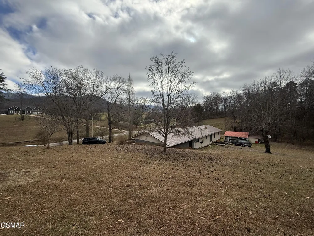 1342 Edwina Bridgeport Road Newport, TN 37821