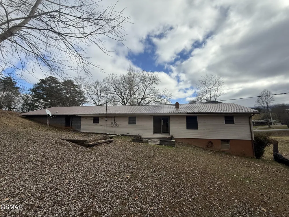 1342 Edwina Bridgeport Road Newport, TN 37821