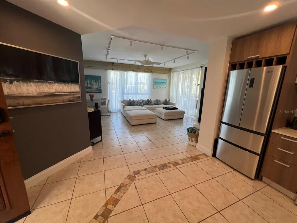 200 OCEAN DRIVE #245 Humacao, PR 00791